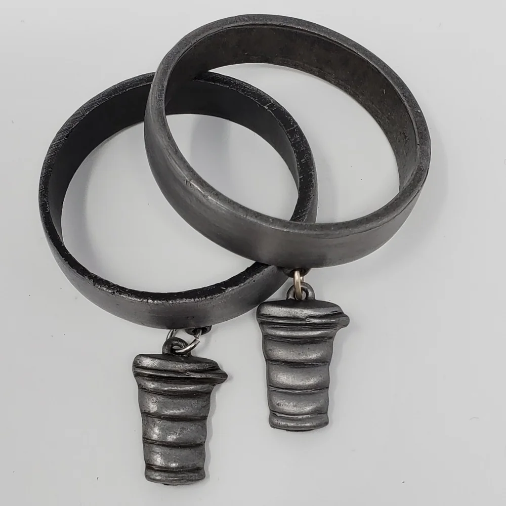VINTAGE TUPPERWARE PEWTER METAL NAPKIN RINGS SET OF 8 TABLESCAPE COLLECTIBLE